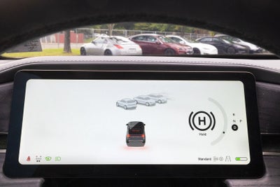 2025 RIVIAN R1S Adventure