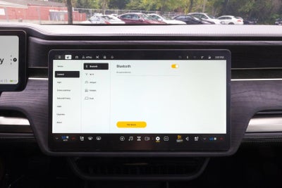 2025 RIVIAN R1S Adventure