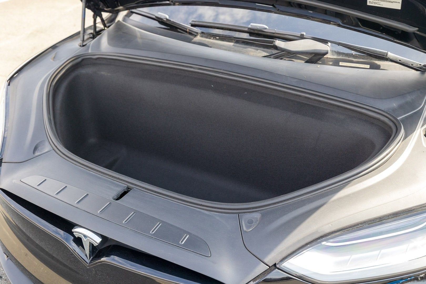 2023 Tesla Model X Base