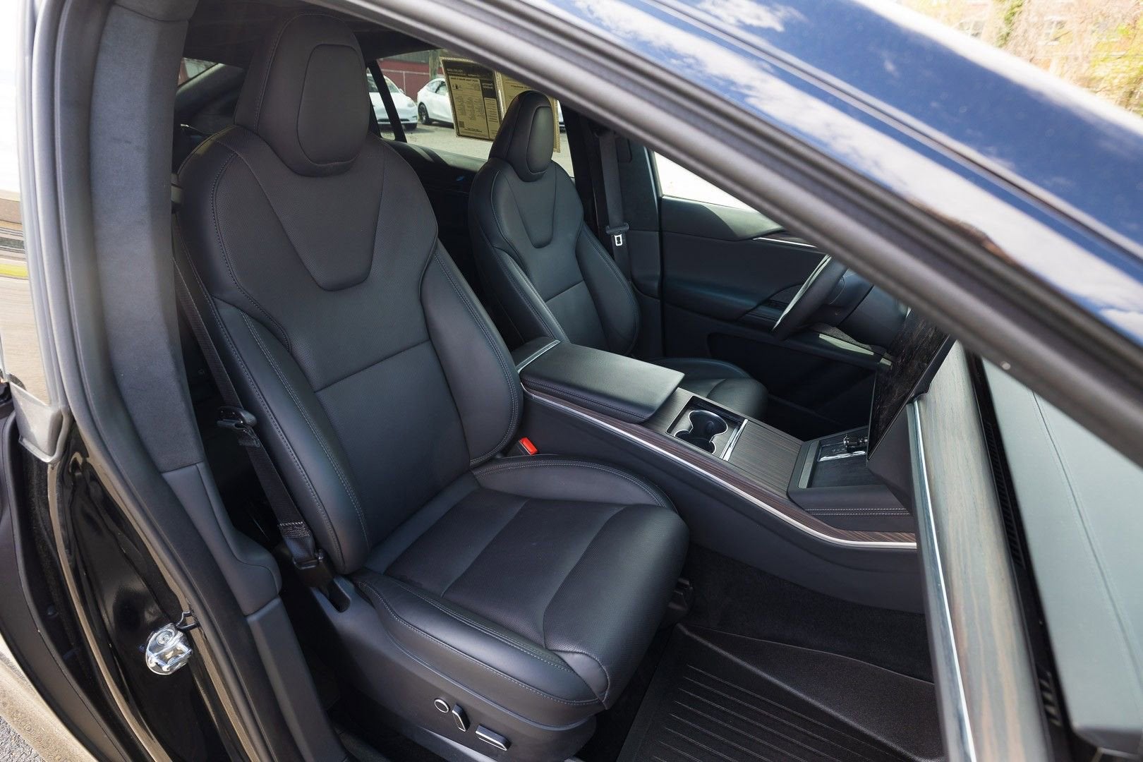 2024 Tesla Model X Base