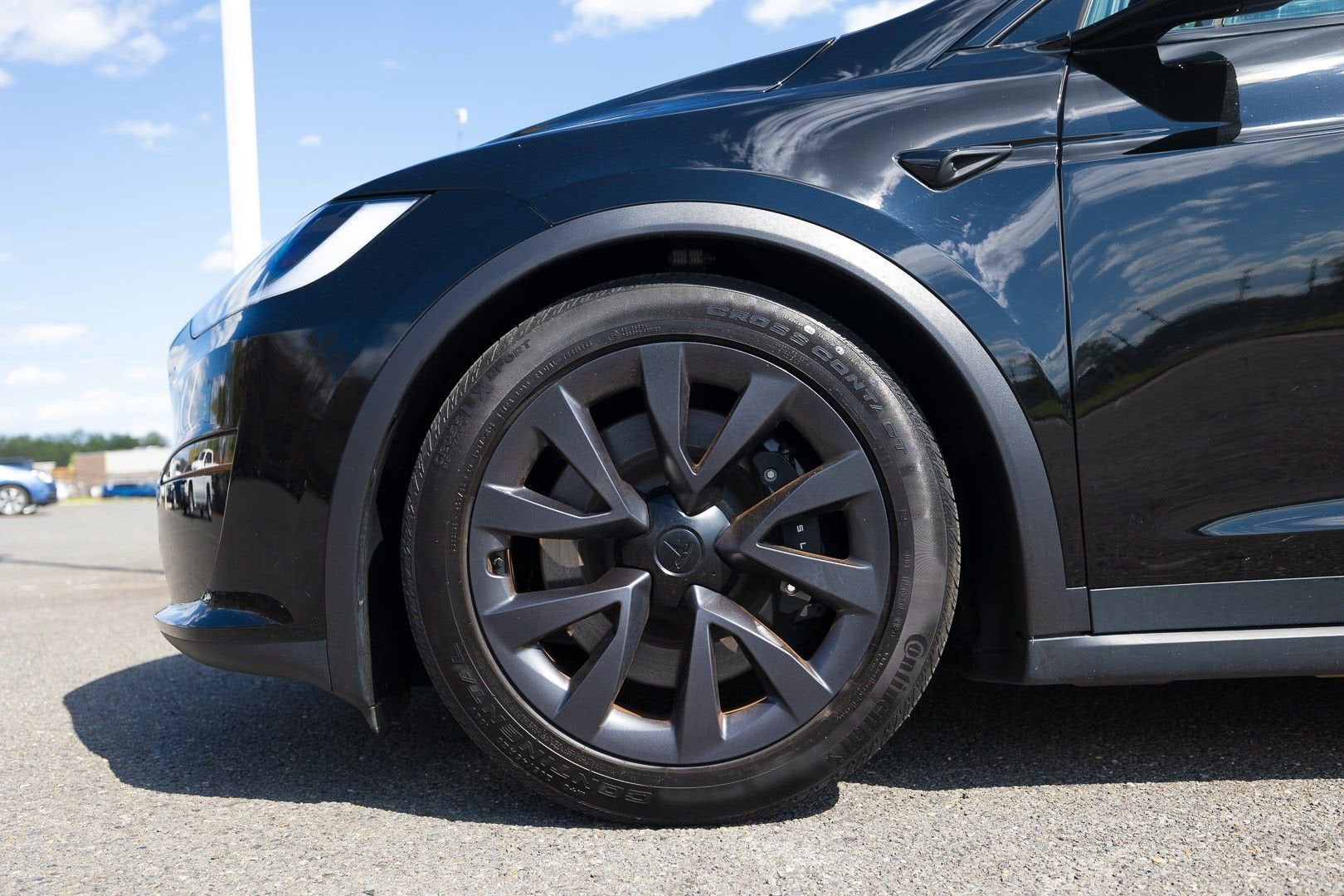 2024 Tesla Model X Base