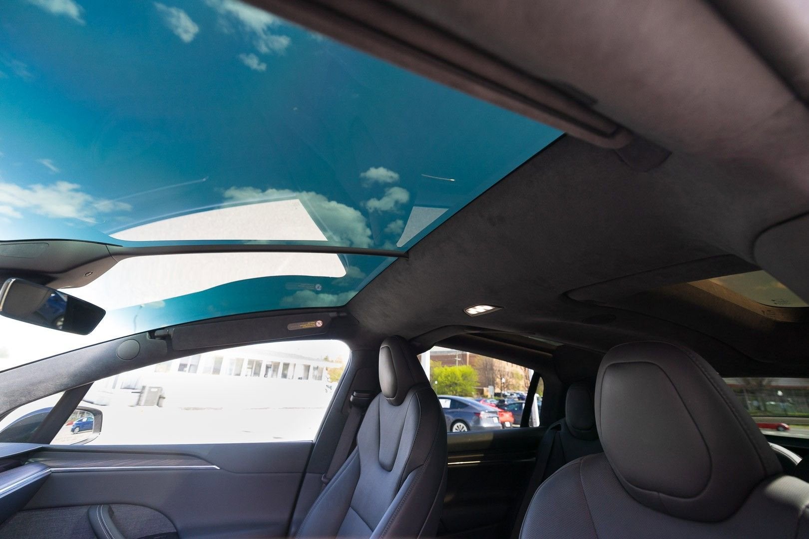 2024 Tesla Model X Base