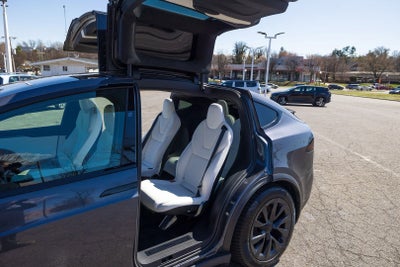 2022 Tesla Model X Plaid