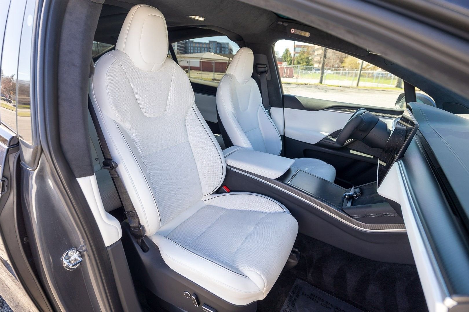 2022 Tesla Model X Plaid