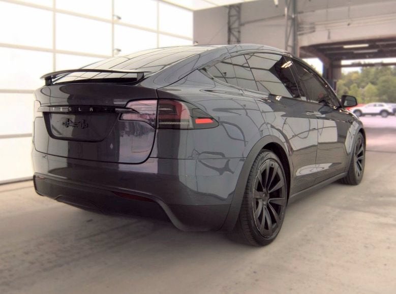 2023 Tesla Model X Base