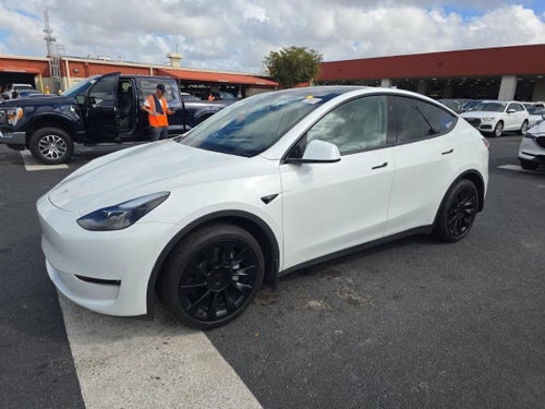 2024 Tesla Model Y Long Range