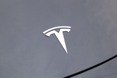 2024 Tesla Model Y Base