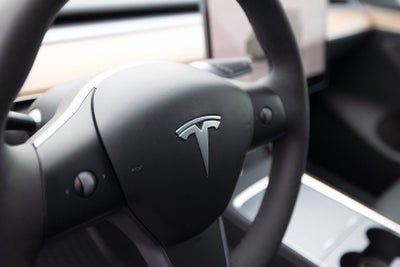 2024 Tesla Model Y Base