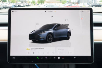 2024 Tesla Model Y Base