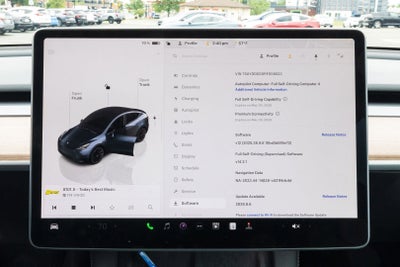 2024 Tesla Model Y Base