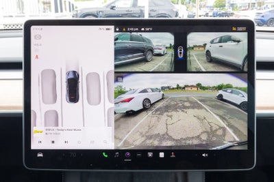 2024 Tesla Model Y Base