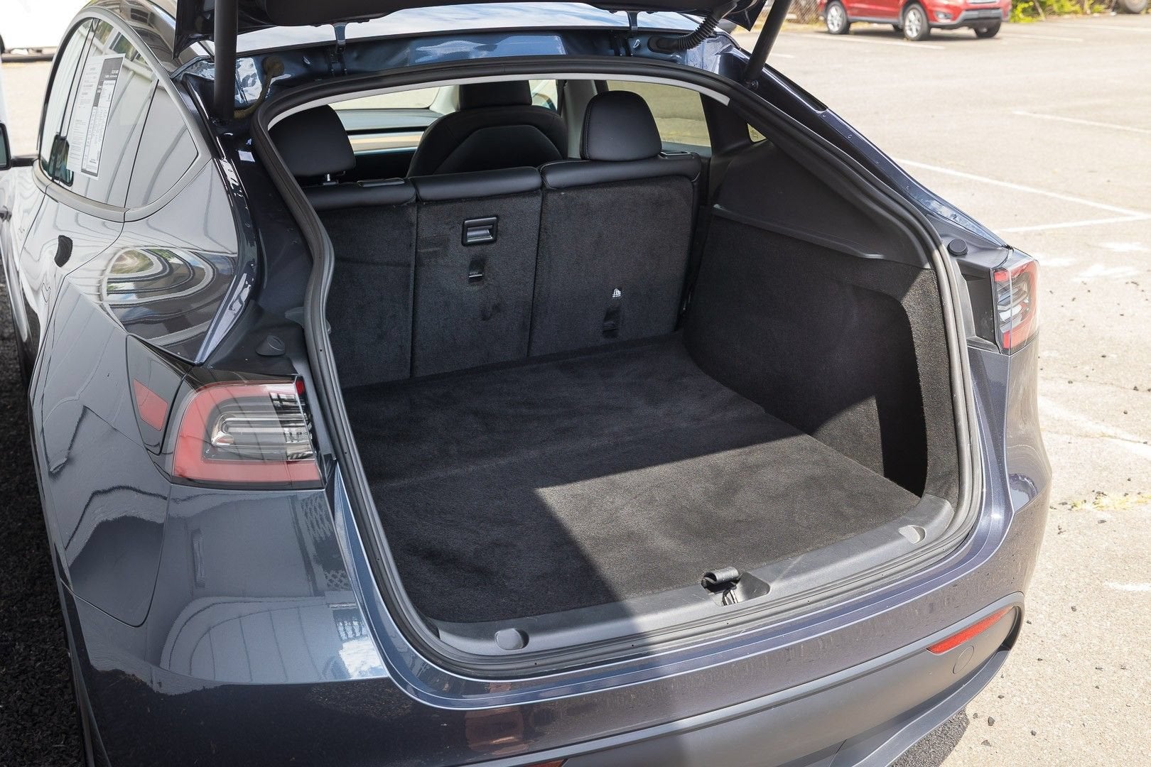2023 Tesla Model Y 4DR