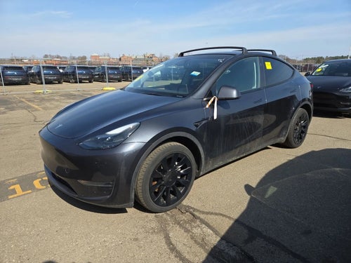 2024 Tesla Model Y Long Range