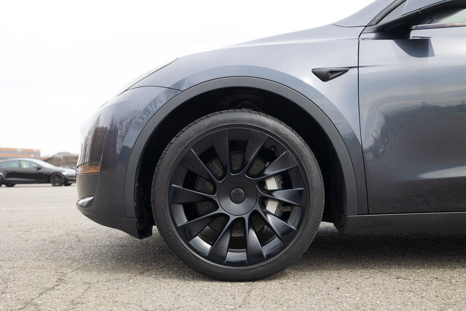2024 Tesla Model Y Long Range