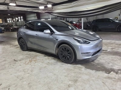 2025 Tesla Model Y Long Range