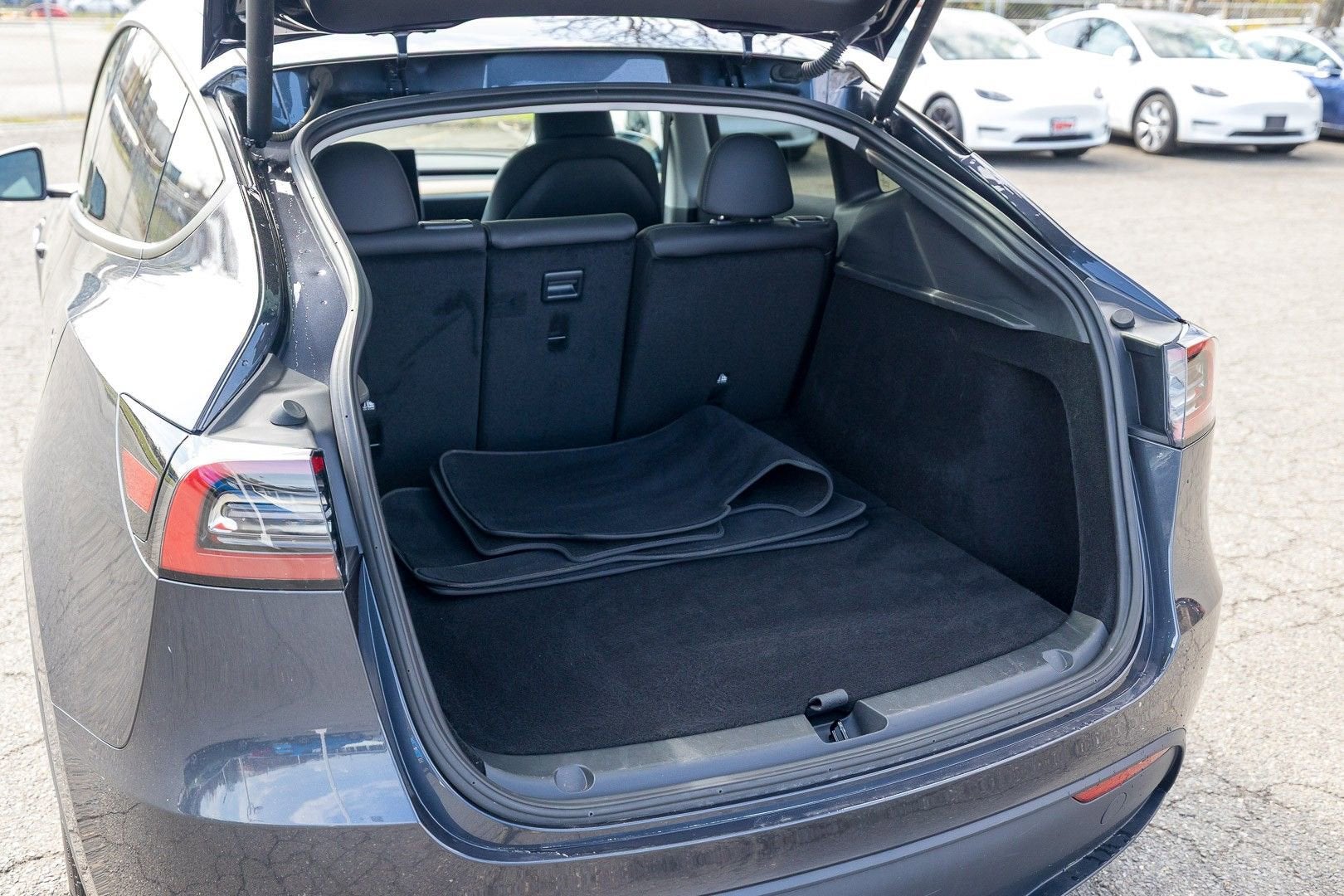 2024 Tesla Model Y Long Range