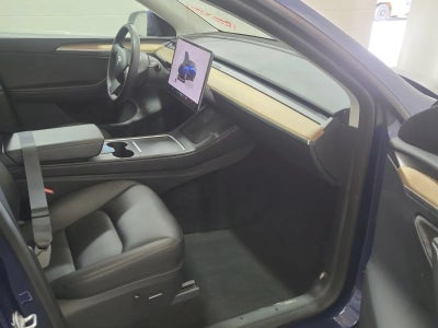 2024 Tesla Model Y Long Range