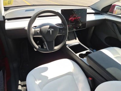 2024 Tesla Model Y Performance