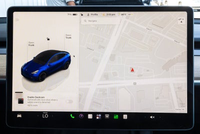2023 Tesla Model Y Performance