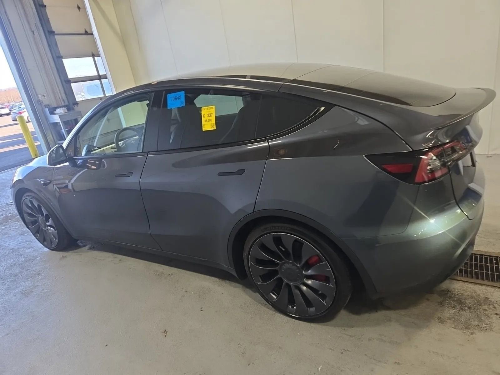 2023 Tesla Model Y Performance