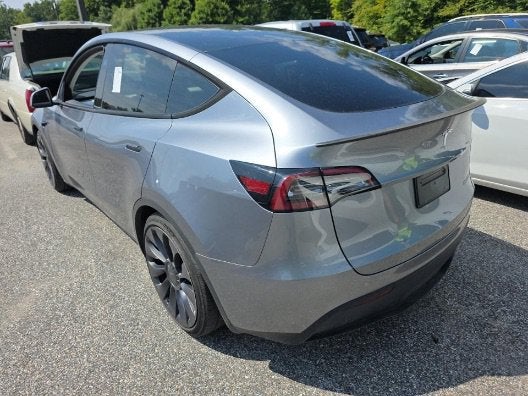 2024 Tesla Model Y Performance