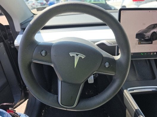 2024 Tesla Model Y Performance