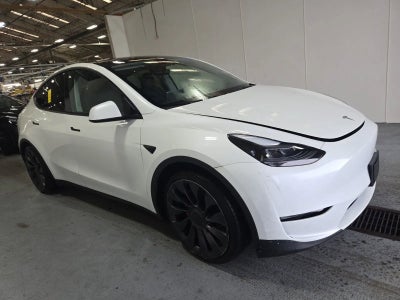 2023 Tesla Model Y Performance