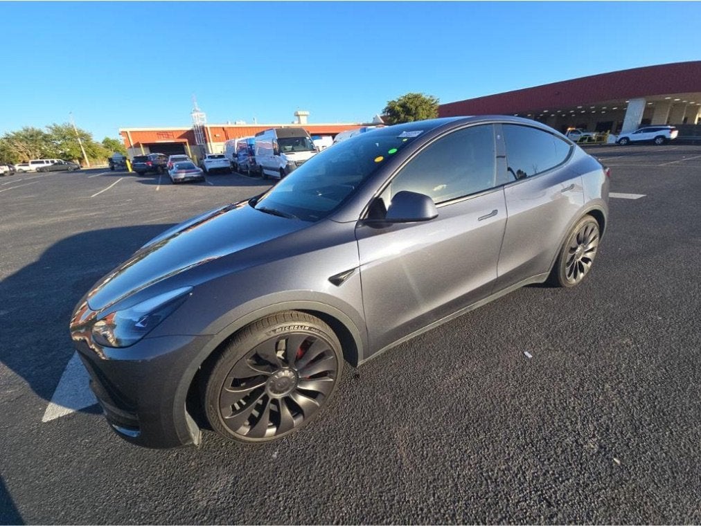 2023 Tesla Model Y Performance