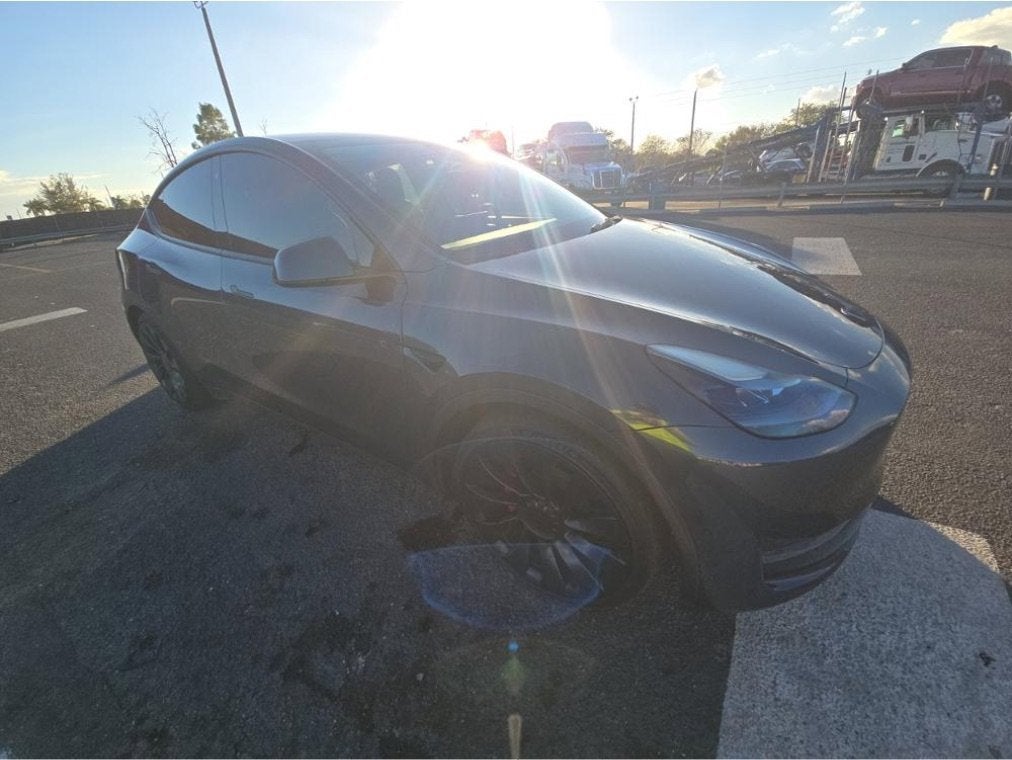 2023 Tesla Model Y Performance