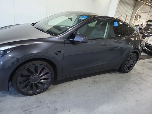 2024 Tesla Model Y Performance