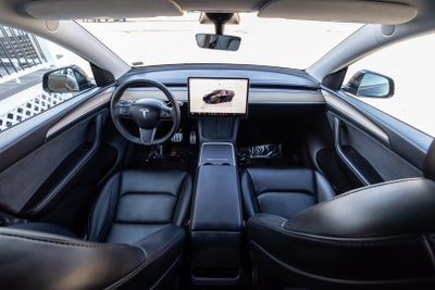 2023 Tesla Model Y Performance