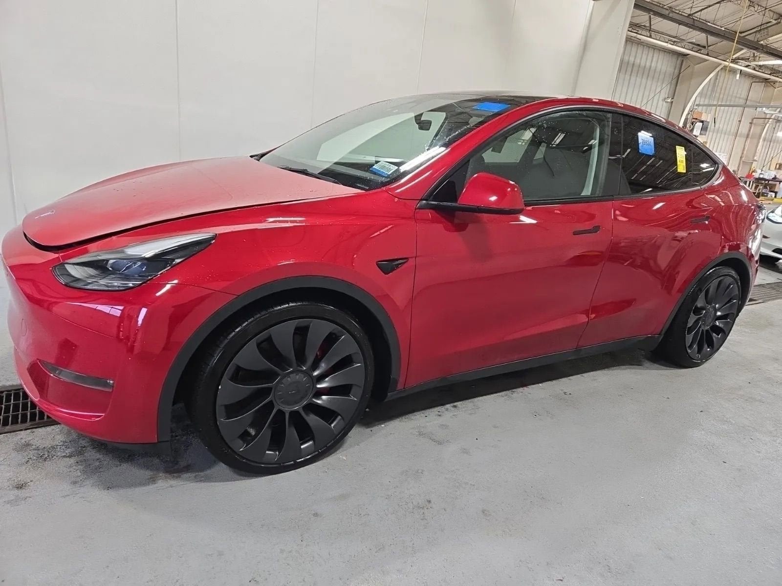 2023 Tesla Model Y Performance