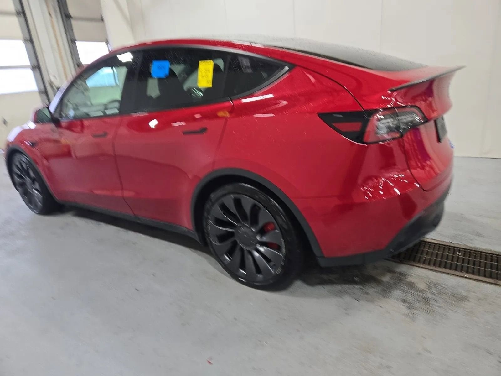 2023 Tesla Model Y Performance