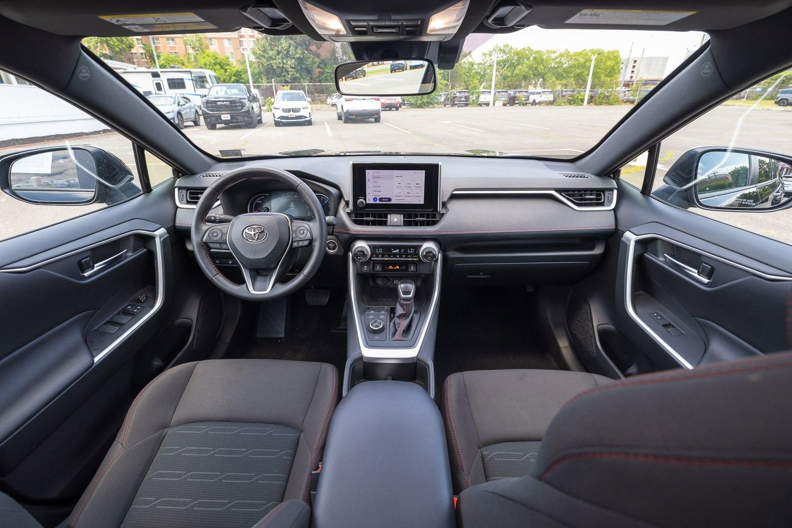 2024 Toyota RAV4 Prime SE