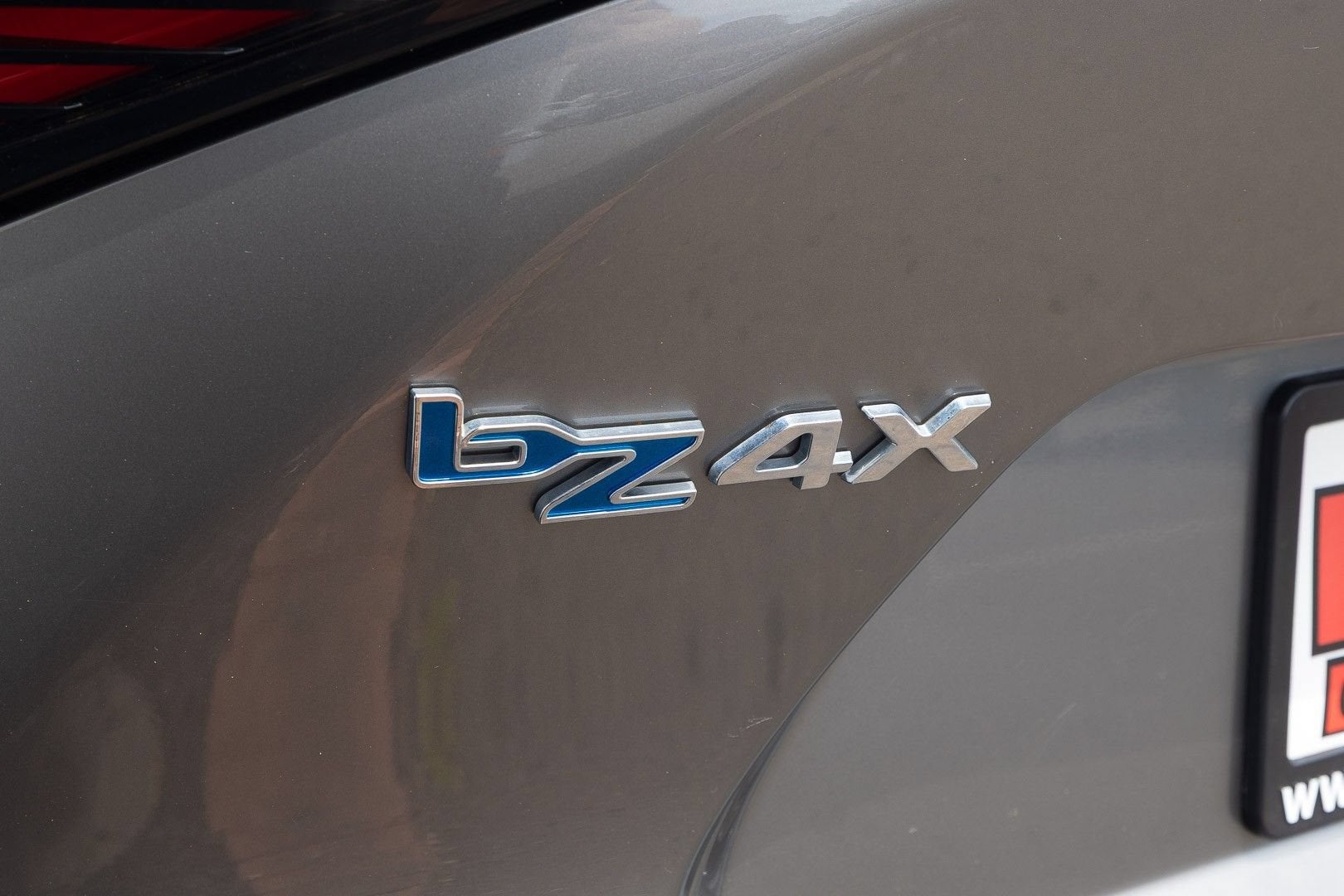 2024 Toyota bZ4X XLE