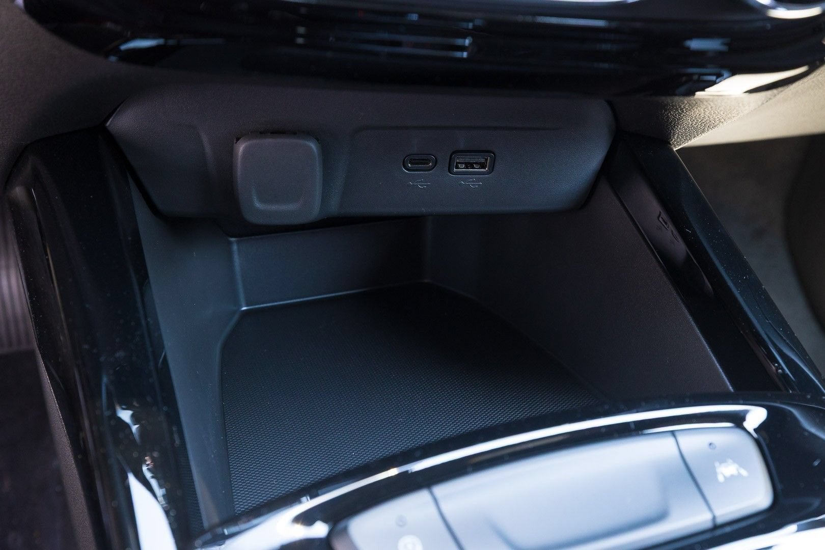 2026 Chevrolet Trax RS - Photo 24
