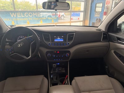 2016 Hyundai Tucson SE