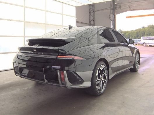 2025 Hyundai IONIQ 6 SEL