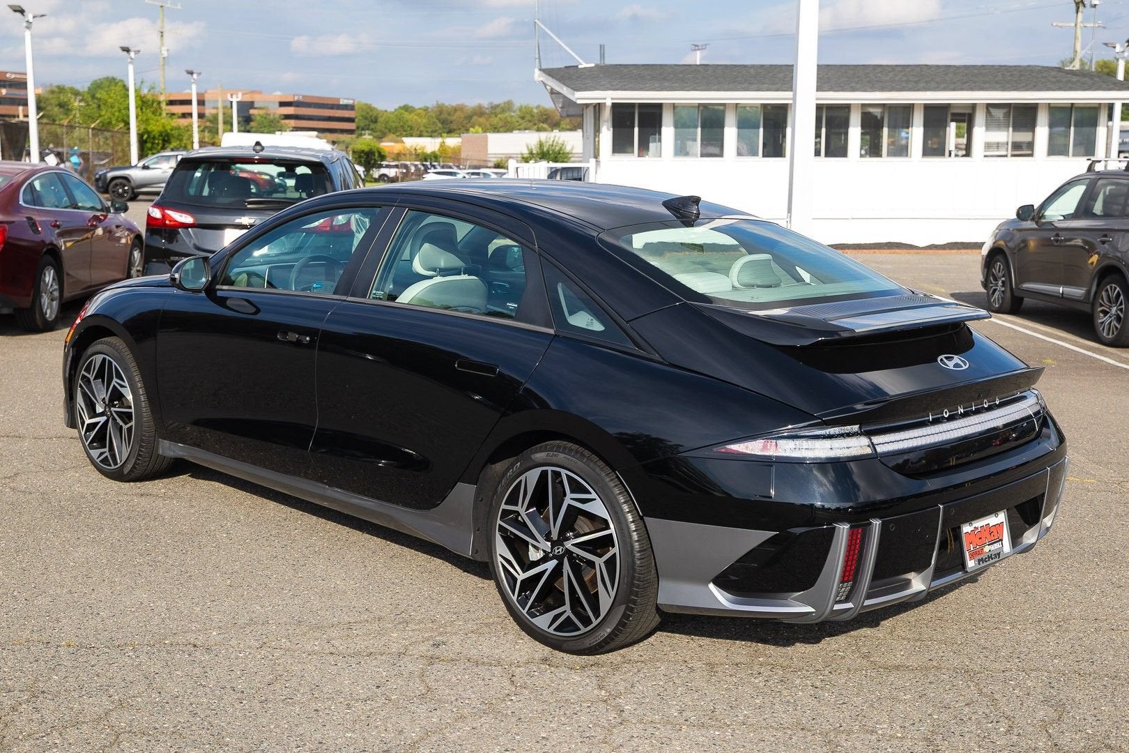 2023 Hyundai IONIQ 6 SEL