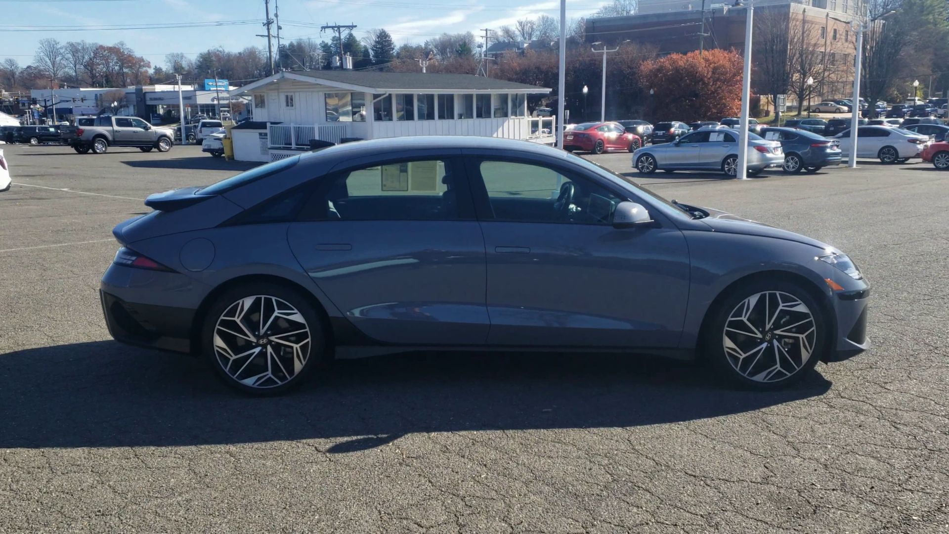 2023 Hyundai IONIQ 6 SEL