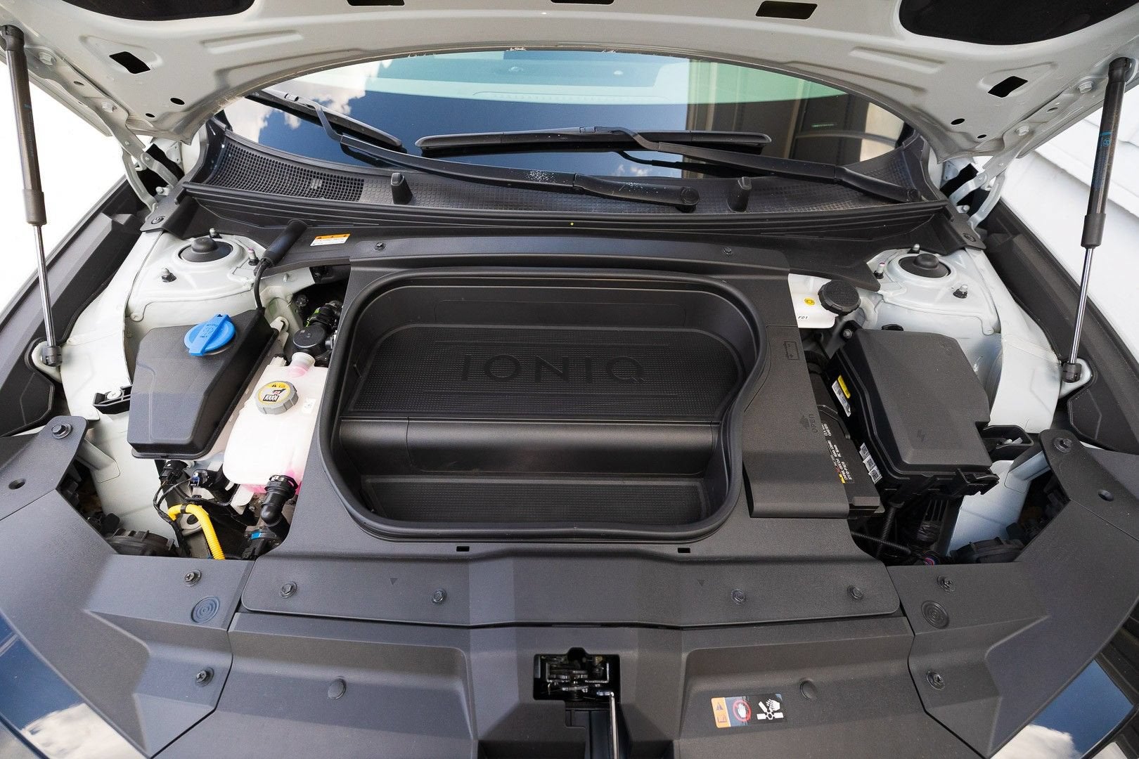 2024 Hyundai IONIQ 6 SEL