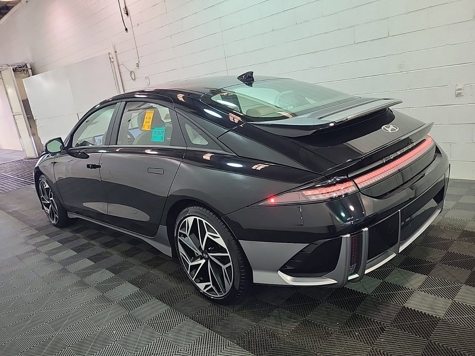 2024 Hyundai IONIQ 6 SEL