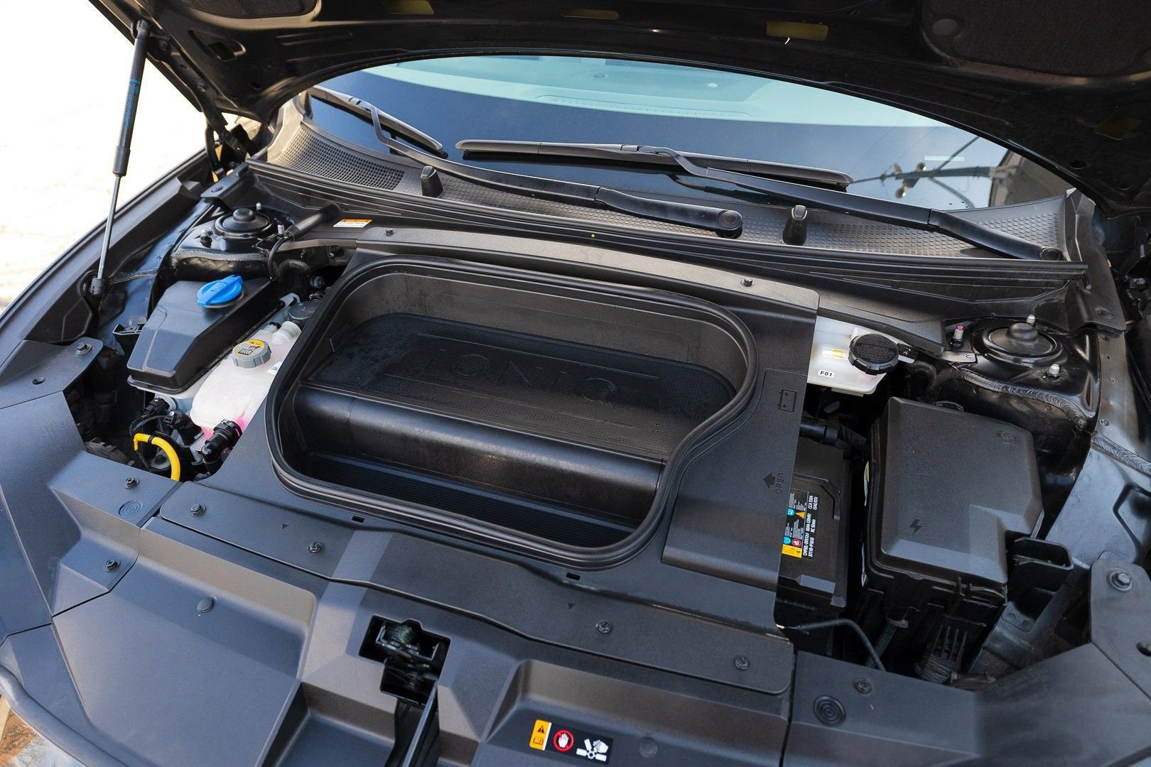 2024 Hyundai IONIQ 6 SEL