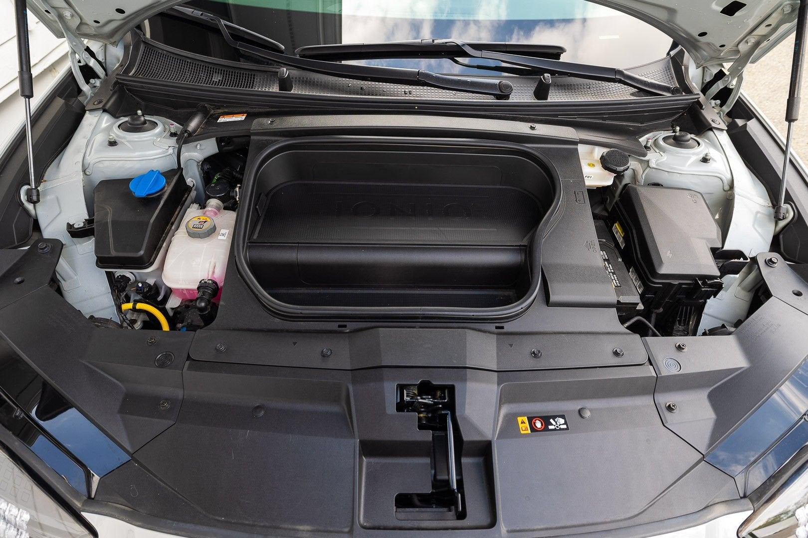 2024 Hyundai IONIQ 6 SEL