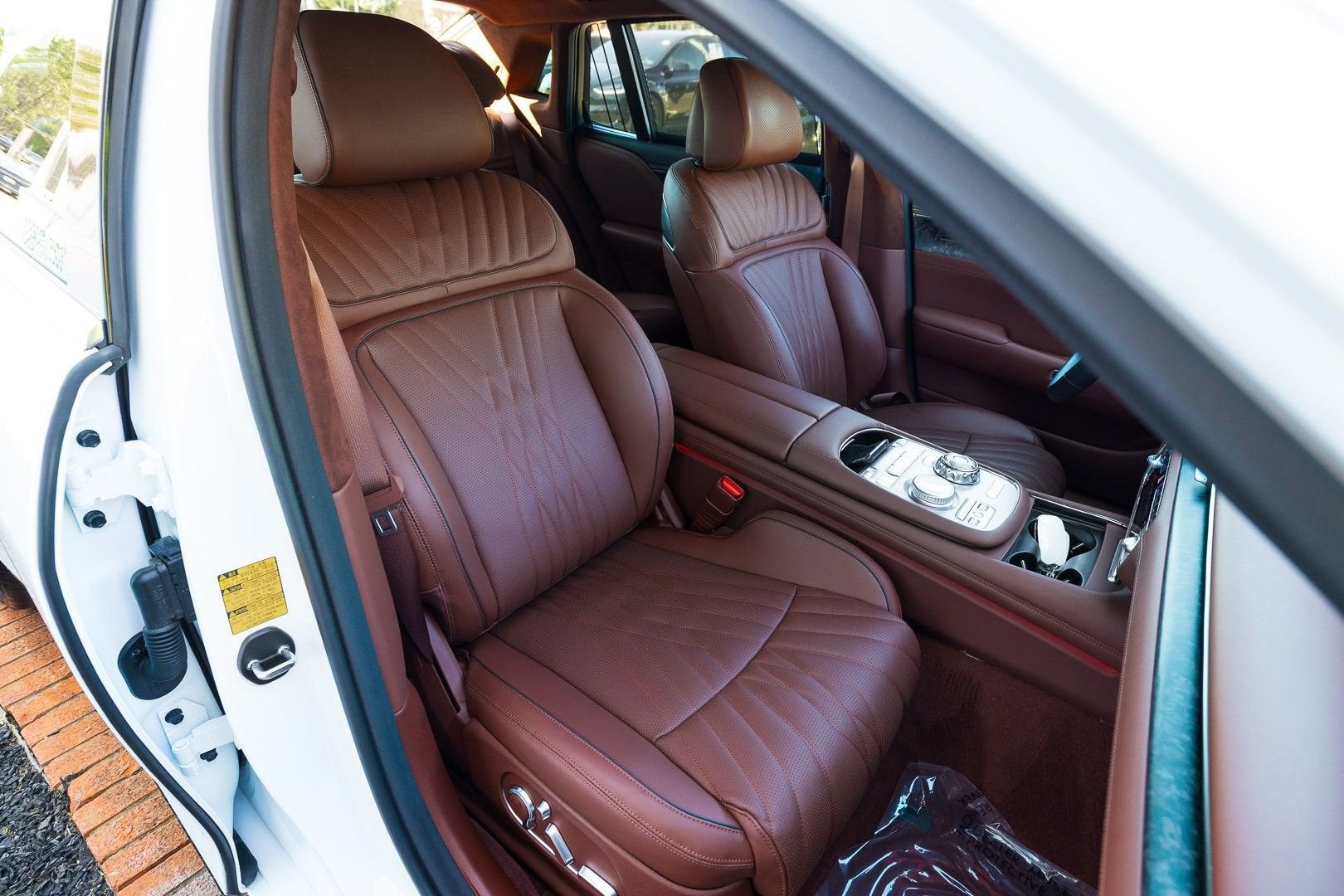 2025 Genesis G90 3.5T e-SC