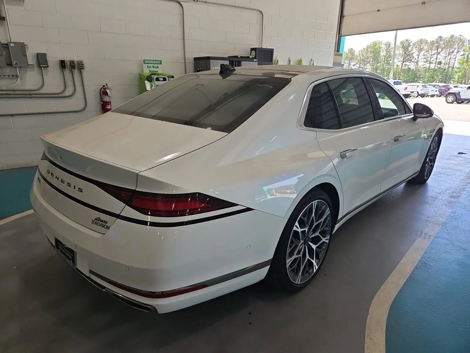 2025 Genesis G90 3.5T e-SC