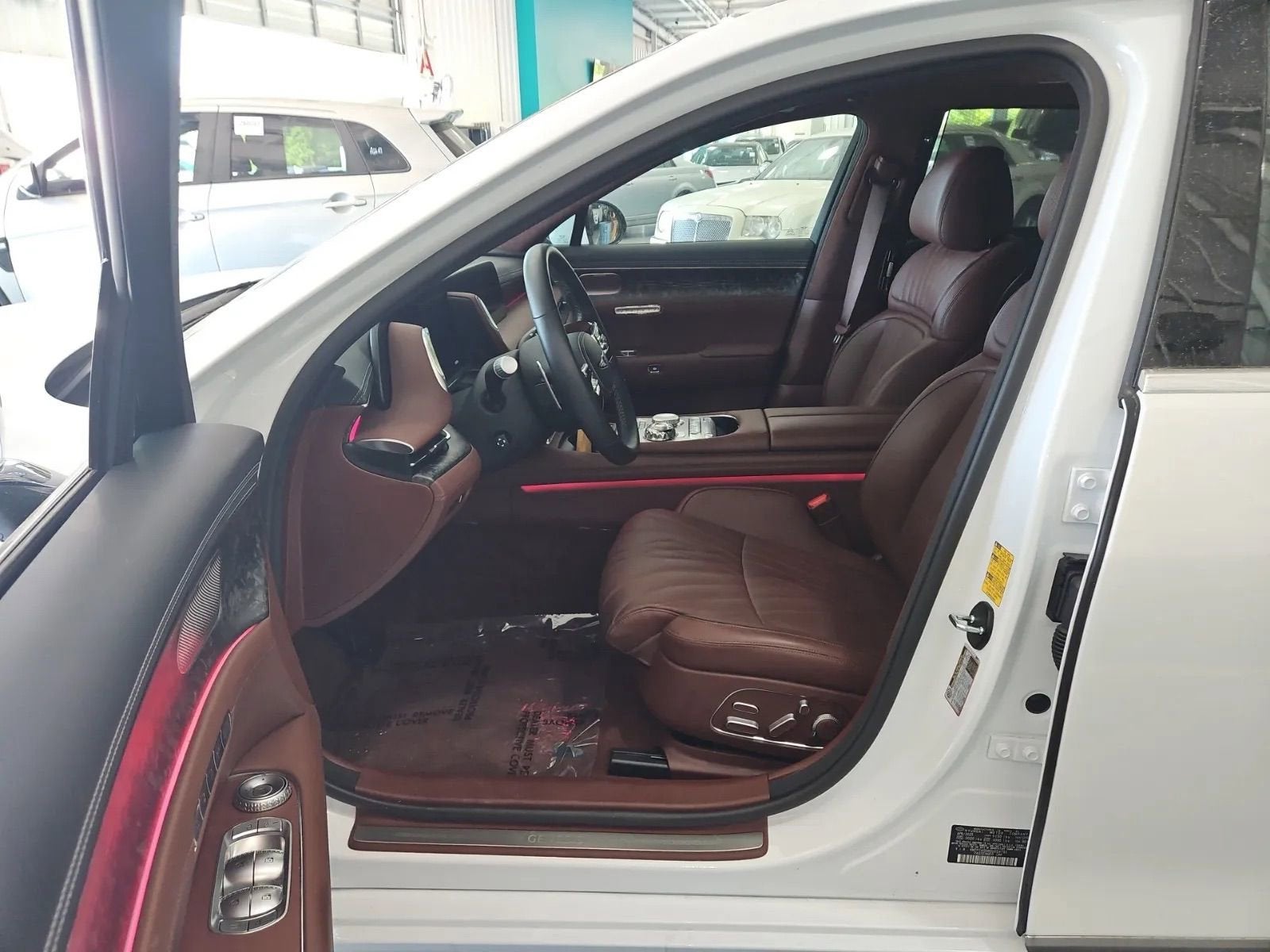 2025 Genesis G90 3.5T e-SC