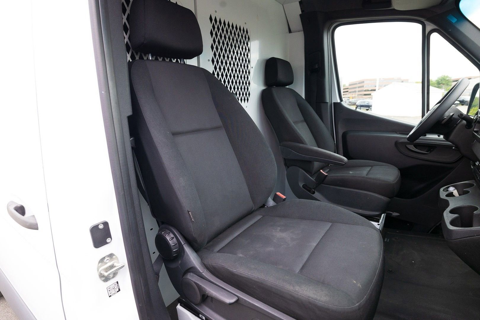 2020 Mercedes-Benz Sprinter Van 2500 STANDARD ROO