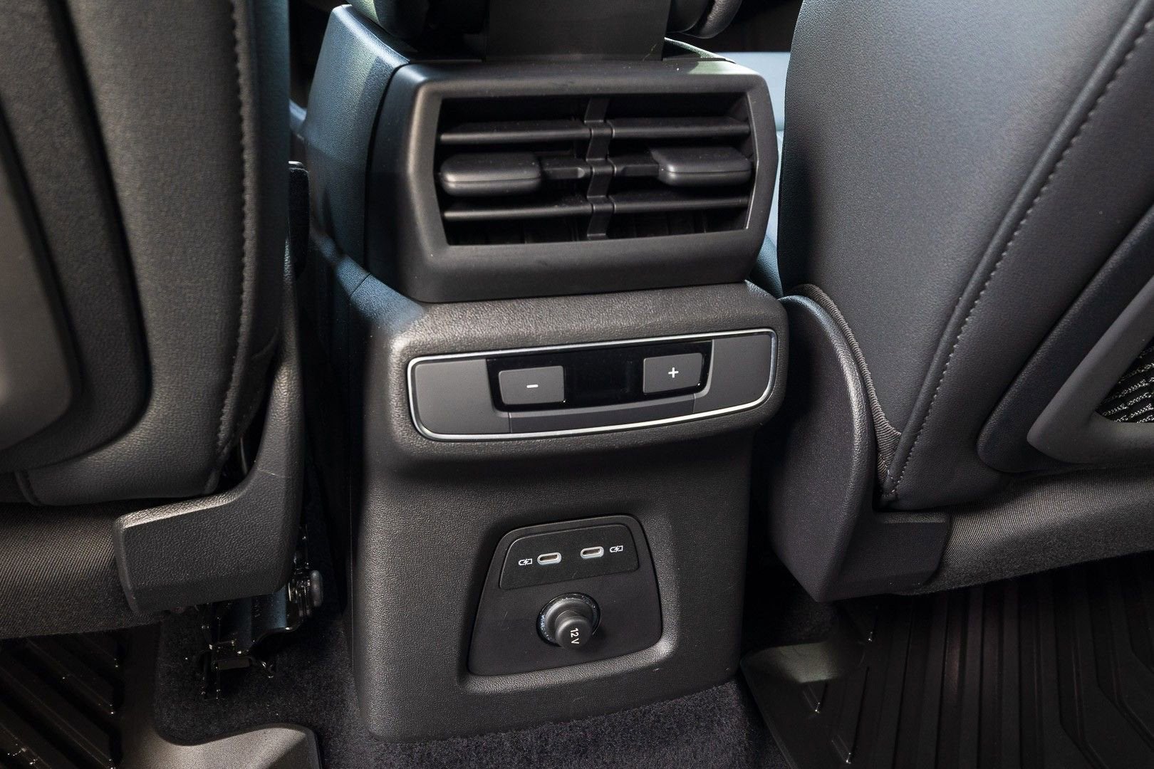 2023 Audi Q4 e-tron Premium Plus