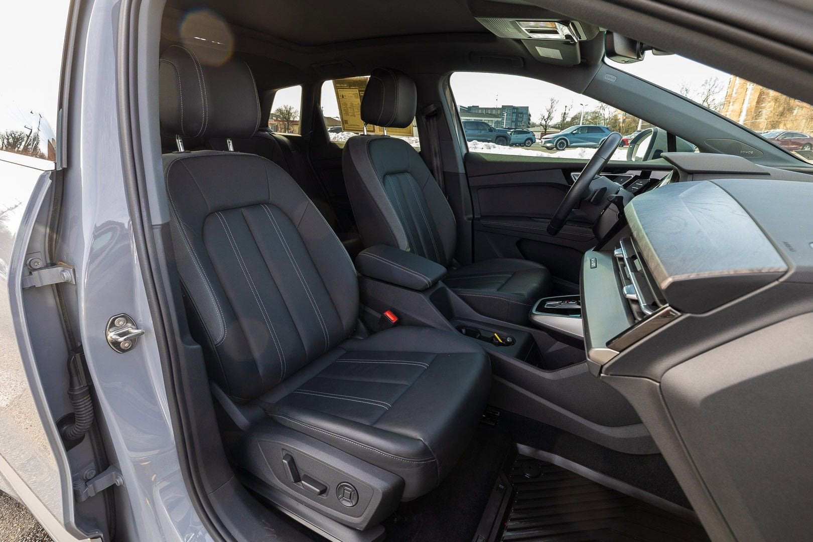 2023 Audi Q4 e-tron Premium Plus